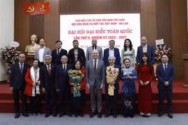 Impulsan cooperación e intercambios entre Vietnam y Países Bajos