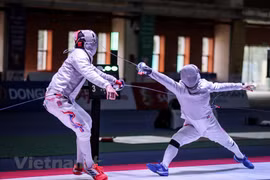 Esgrimista vietnamita gana oro en evento de sable 