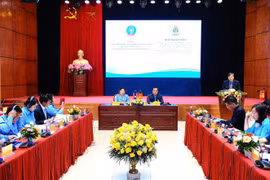 Destacan relaciones sindicales entre Vietnam y Laos