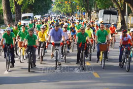 Ciudad vietnamita de Hue promueve modelo de urbe verde ligada con bicicletas 