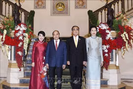 Vietnam y Tailandia acuerdan promover asociación estratégica reforzada