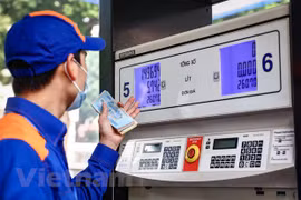 Vietnam importará 2,4 millones de metros cúbicos de gasolina y petróleo adicionales