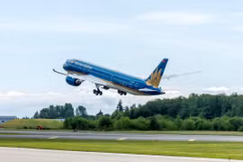 Primer vuelo de repatriación de ciudadanos en Ucrania llegará a Vietnam el 8 de marzo 