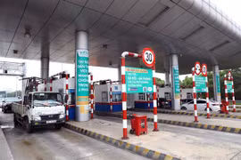 Implementarán cobro electrónico de peajes en autopista Hanoi-Hai Phong en junio
