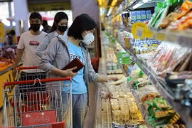 VinaCapital pronostica recuperación de consumo interno en mercado vietnamita
