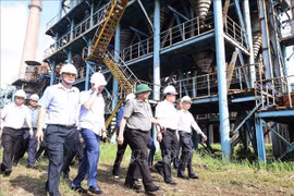 Primer ministro inspecciona proyecto de acero en provincia de Thai Nguyen