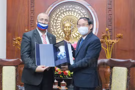Ciudad Ho Chi Minh y localidades de Rusia promueven relaciones de cooperación