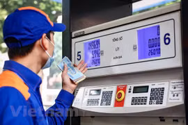 📝 Enfoque: Proponen soluciones en Vietnam ante escalada de precios del petróleo