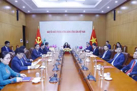 Partidos Comunistas de Vietnam y China impulsan cooperación en formación de cuadros