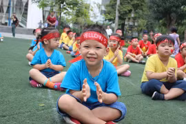 Jardines de infancia en Hanoi reabrirán sus puertas el 13 de abril