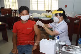Disminuye número de casos nuevos de COVID-19 en Vietnam 