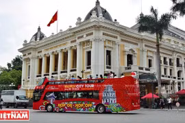 Brindan servicio gratis de bus turístico a delegados de SEA Games 31
