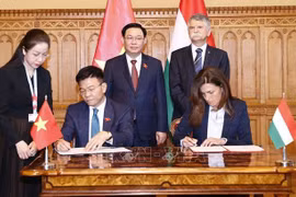 Vietnam y Hungría firman acuerdo de cooperación judicial para 2022-2023