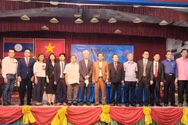 Establecen asociaciones empresariales vietnamitas en Laos