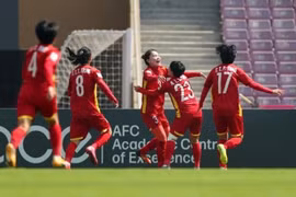 Presidenta vietnamita otorga la Orden de Trabajo a selección nacional de fútbol femenino
