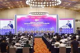 Clausuran en Hanoi Foro socioeconómico de Vietnam 2022 