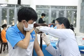 Vietnam cierra domingo con 358 nuevos casos de COVID-19