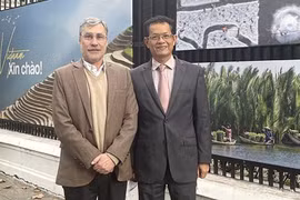 Promueven intercambio literario entre Vietnam y Argentina