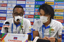 SEA Games 31: Entrenador de la selección camboyana de fútbol satisfecho con victoria sobre Laos