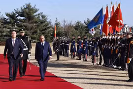 Presidente surcoreano encabeza ceremonia de bienvenida a su homólogo vietnamita
