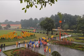 Recrean ceremonias reales en Ciudadela Imperial de Thang Long en Hanoi por el Tet