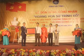 Promocionan patrimonios de la aldea vietnamita de Truong Luu al mundo