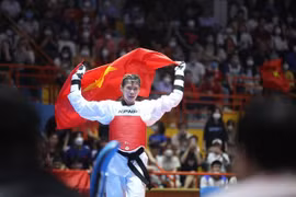 SEA Games 31: Dos medallas de oro más para el equipo vietnamita de taekwondo