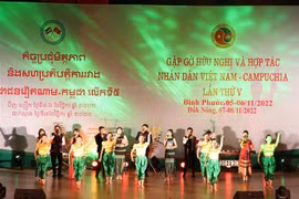 Efectúan quinto encuentro de amistad Vietnam-Camboya 