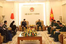 Vietnam y Laos fomentan cooperación en capacitación de funcionarios políticos