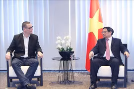 Premier vietnamita recibe a presidente del Partido del Trabajo de Bélgica