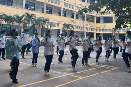 Estudiantes en Ciudad Ho Chi Minh regresarán a la escuela a partir del 14 de febrero