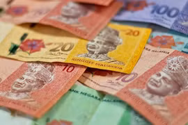 Malasia aplica tipo de cambio flexible para apoyar la economía