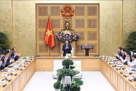 Premier de Vietnam preside diálogo con empresarios sudcoreanos