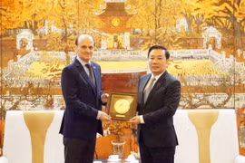 Hanoi desea promover cooperación con localidades argentinas en agricultura de alta tecnología 