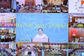 Primer Ministro de Vietnam traza tareas siguientes para lucha contra COVID-19
