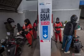 Indonesia aumenta cuotas de combustible subsidiado