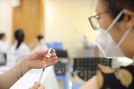 Vietnam registra más de dos mil nuevos casos de COVID-19