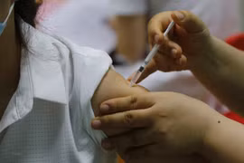 Disminuyen nuevos casos de COVID-19 en Vietnam a 259