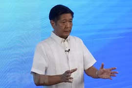 Filipinas y Estados Unidos debaten medidas para fomentar lazos en defensa