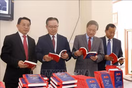 Publican libro sobre 60 años de relaciones Vietnam-Laos