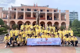 Inauguran Campamento de Verano para jóvenes vietnamitas en extranjero y de Ciudad Ho Chi Minh 2022