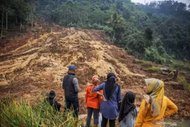 Indonesia construye más de mil aldeas resistentes a desastres naturales
