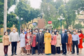 Conmemoran en Hanoi natalicio del héroe nacional de Cuba José Martí