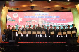 Conmemoran 78 aniversario del Ejército Popular de Vietnam en República Checa
