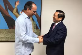 Vietnam y Cuba abogan por fortalecer labor ideológica