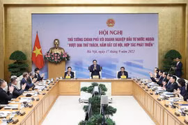 Primer Ministro de Vietnam reitera apoyo a inversiones extranjeras