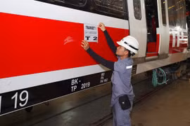 Transporte ferroviario ligero del Gran Yakarta estará operativo a mediados de 2023