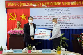 Localidades de Corea del Sur y Japón apoyan la lucha antipandémica en Vietnam