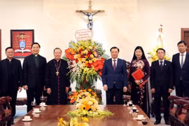Dirigente de Hanoi extiende saludos a católicos locales por Navidad