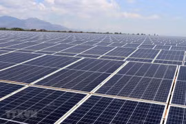 Camboya y Singapur firman memorando de entendimiento sobre cooperación en energía limpia